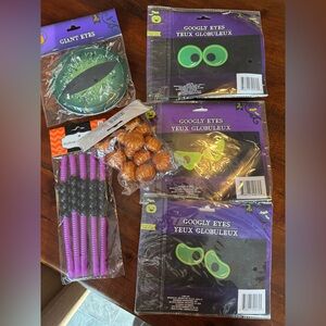 NEW Halloween Decoration Lot Googly Eyes Mini Pumpkins Straws Glitter